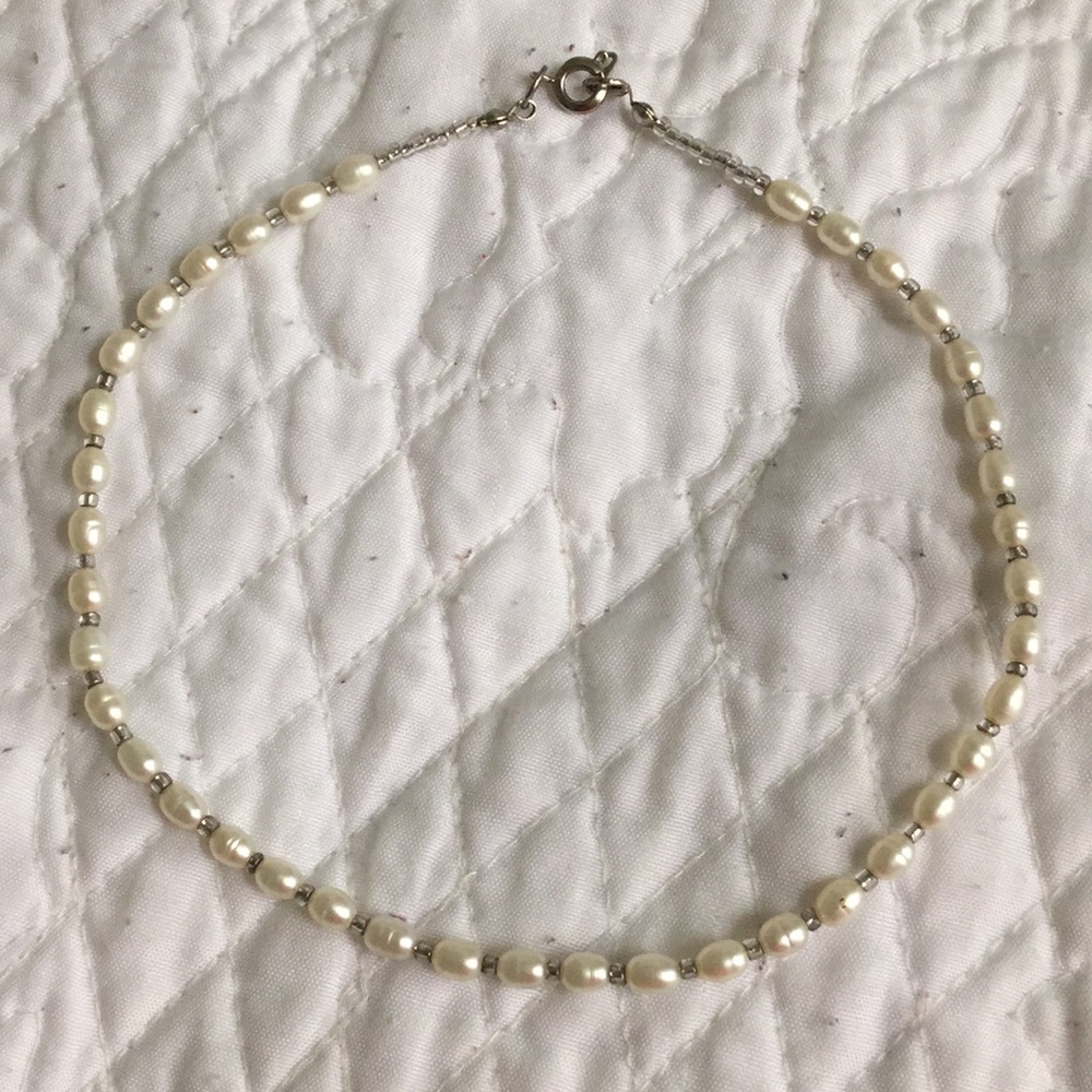 White and Silver Bead Chocker Necklace